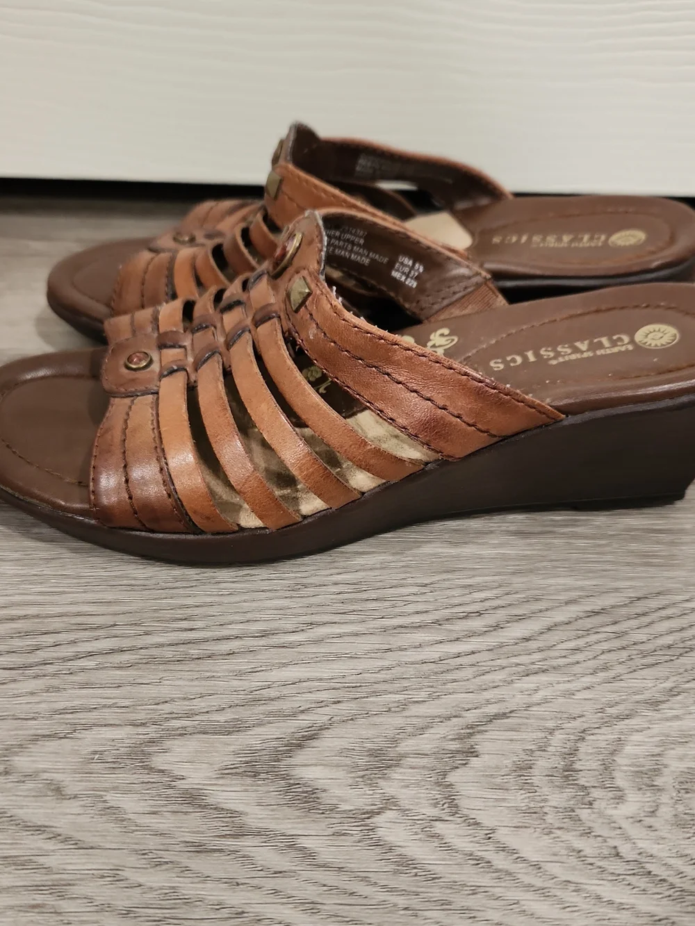 Earth Spirit Classics Ginny Brown Leather Strappy Wedge Slide Sandals Womens 5.5